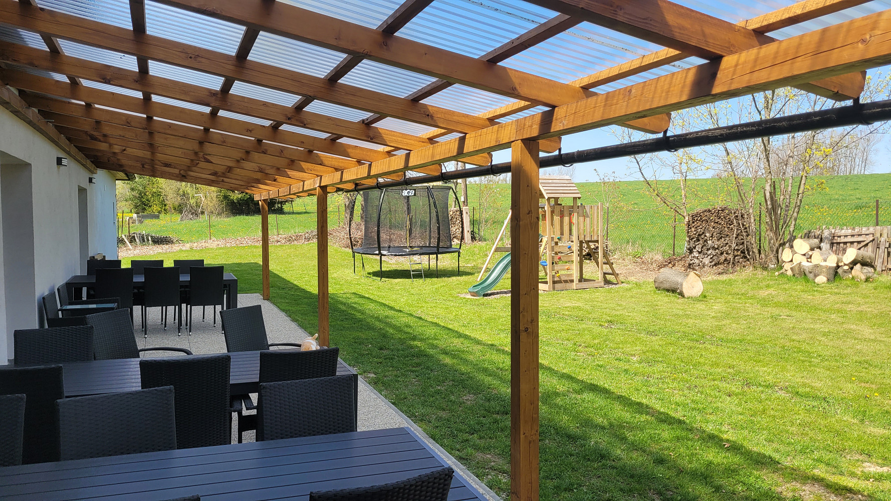 Prodej ubytovacího objektu 850 m² — photo 3