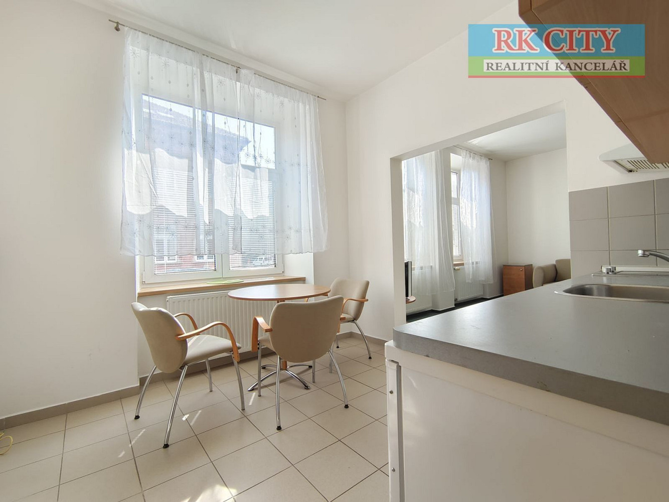 Pronájem bytu 1+1 40 m² – fotografie 5