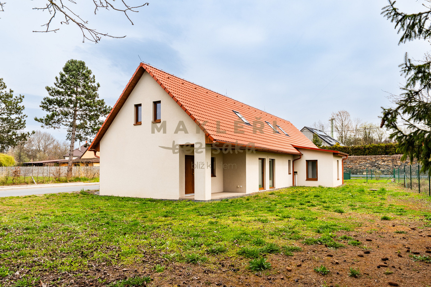 Prodej domu 236 m² s pozemkem 636 m²