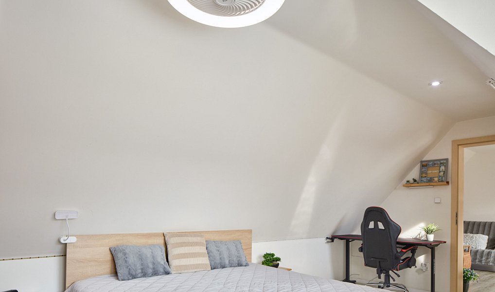 Prodej domu 260 m² s pozemkem 457 m², Ladná – náhled fotky 32
