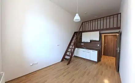 Pronájem bytu 1+kk 26 m²