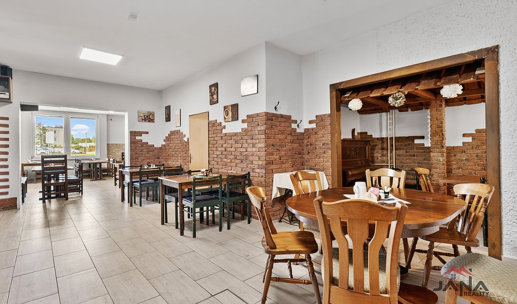 Prodej restaurace 300 m², Příšovice – náhled fotky 8