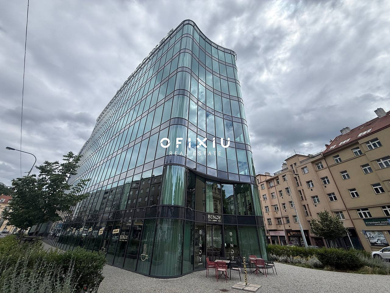 Pronájem kancelářských prostor o velikosti 650 m² na Praze 5 – pohled 2