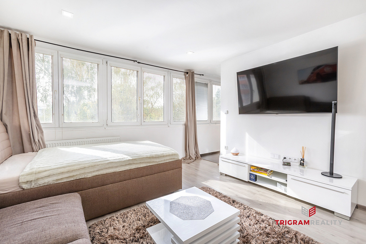 Prodej bytu 1+kk 28 m² – fotografie 3