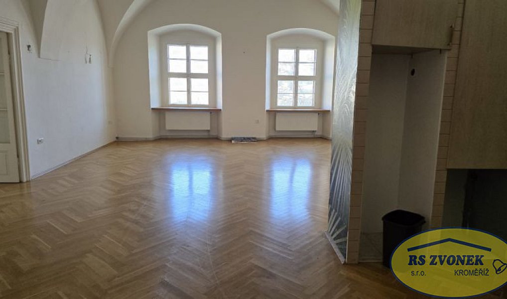 Prodej domu 2 800 m² s pozemkem 1 459 m², Kroměříž – náhled fotky 5