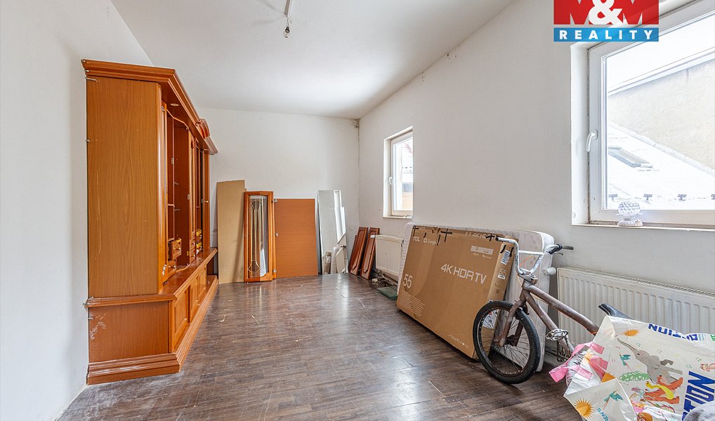 Prodej domu 258 m² s pozemkem 258 m², Šluknov – náhled fotky 12