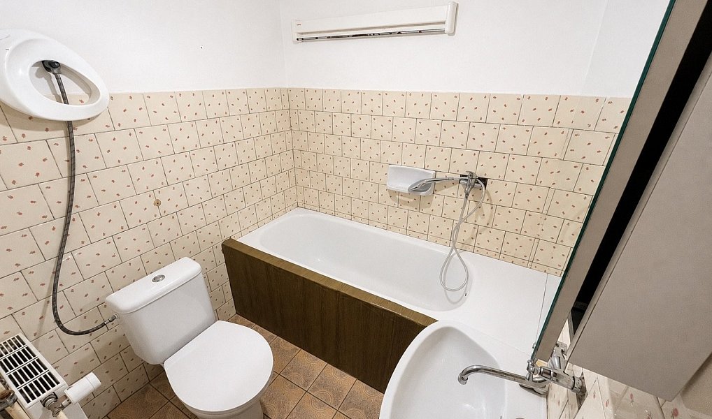 Pronájem bytu 3+1 127 m², Dešov – náhled fotky 14