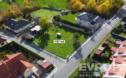 Prodej stavebního pozemku 1 107 m², Kolín