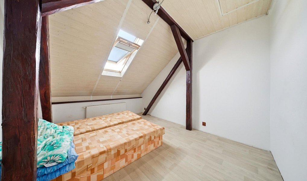 Prodej domu 250 m² s pozemkem 304 m², Jirkov – náhled fotky 8