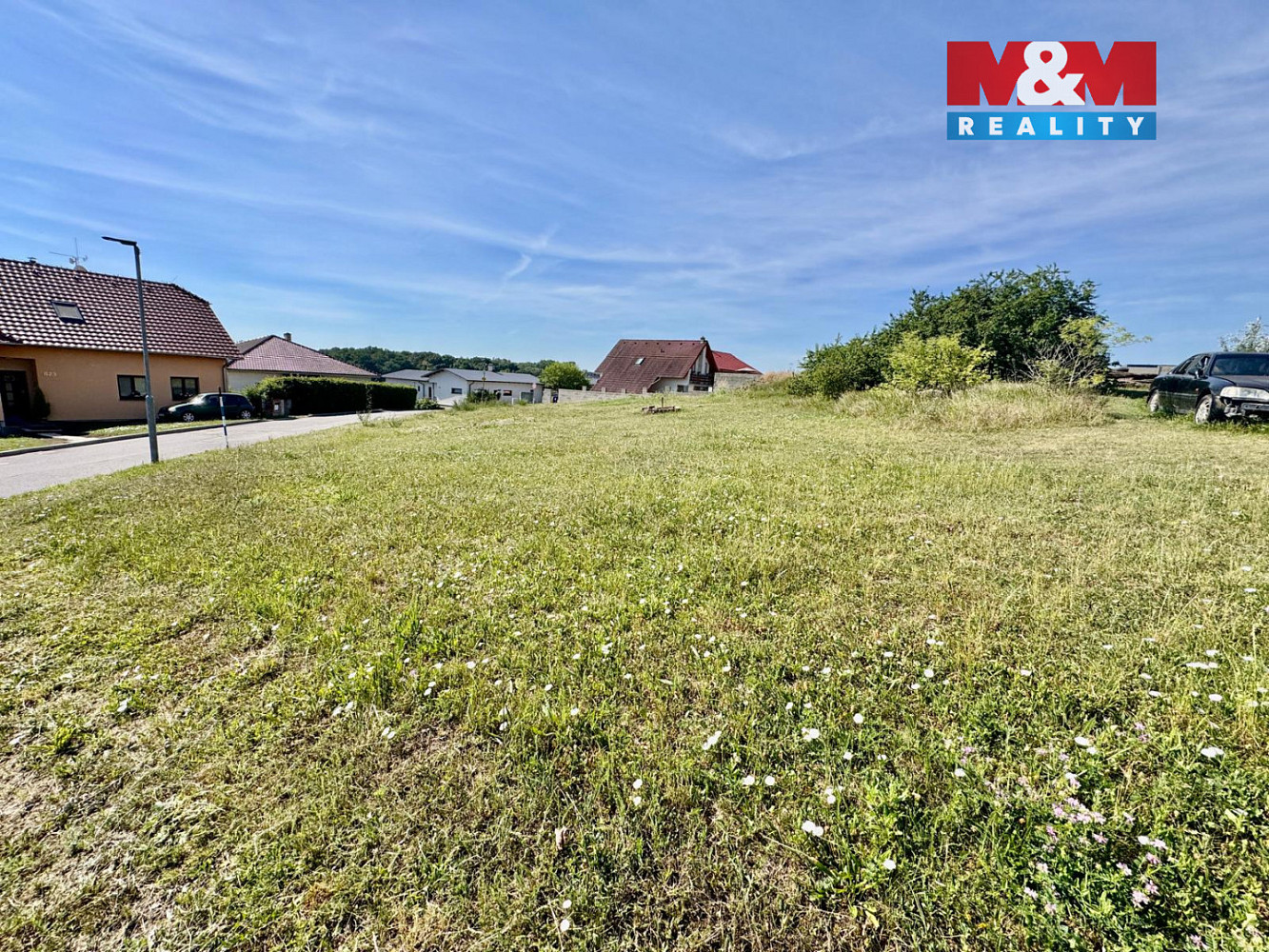 Prodej stavebního pozemku 921 m² — photo 2