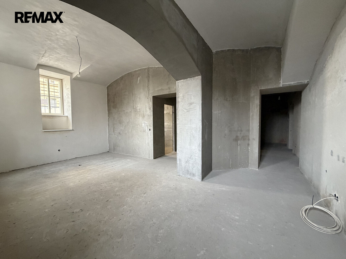 Pronájem obchodních prostor 89 m² – fotografie 4
