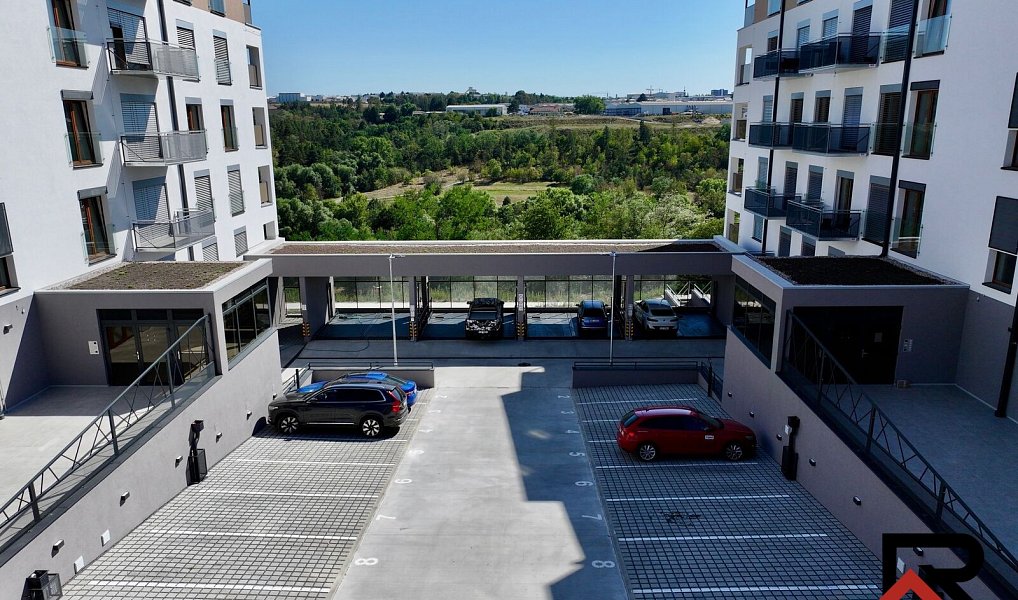 Pronájem bytu 2+kk 60 m², Třebíč – náhled fotky 2