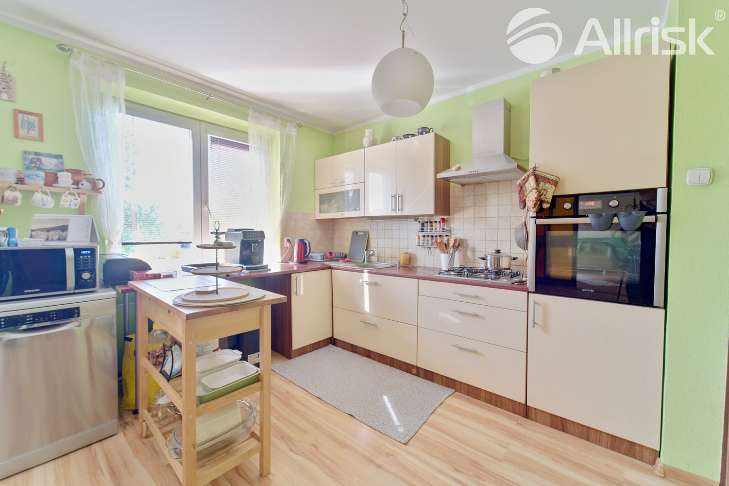 Prodej domu 210 m² s pozemkem 950 m² – fotografie 4