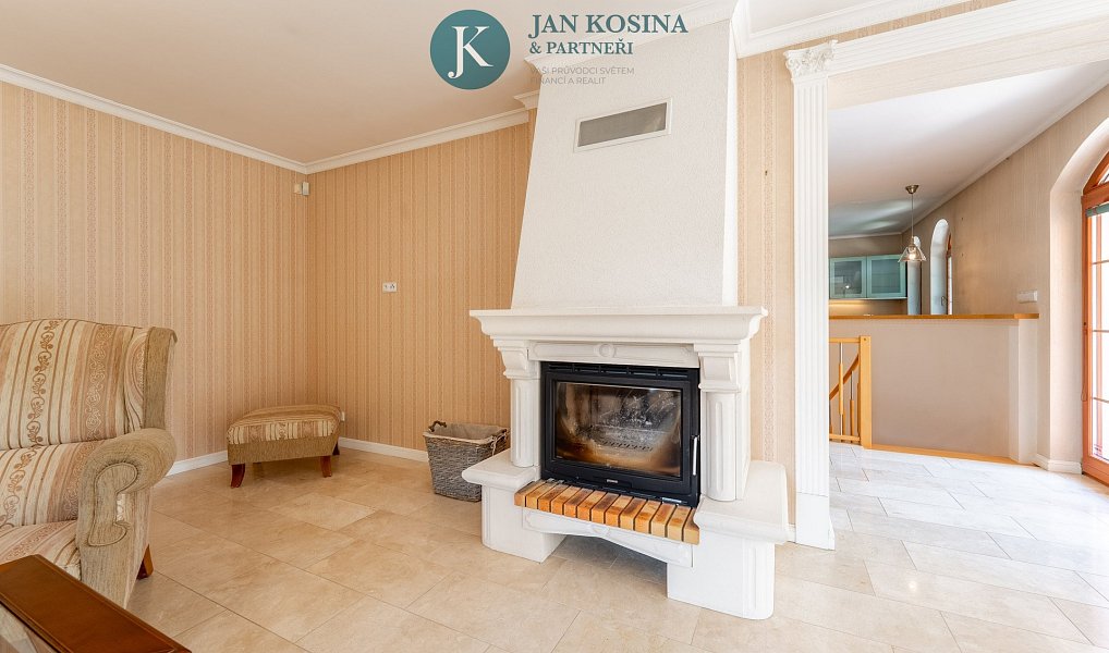 Prodej domu 236 m² s pozemkem 921 m², Hrusice – náhled fotky 15