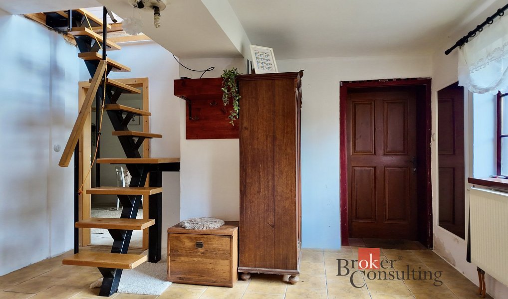 Prodej domu 140 m² s pozemkem 2 166 m², Štítary – náhled fotky 5