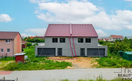 Prodej domu 238 m² s pozemkem 608 m², Medlov, okres Brno-venkov