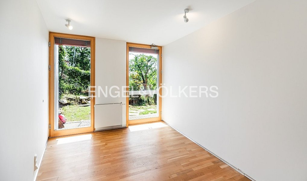 Pronájem domu 140 m² s pozemkem 154 m², Praha – náhled fotky 8