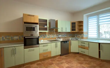Pronájem bytu 2+1 62 m², Hálkova, Cheb