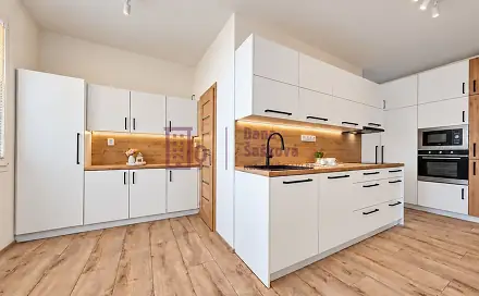 Prodej bytu 3+1 63 m², sídliště Vajgar, Jindřichův Hradec - Jindřichův Hradec III