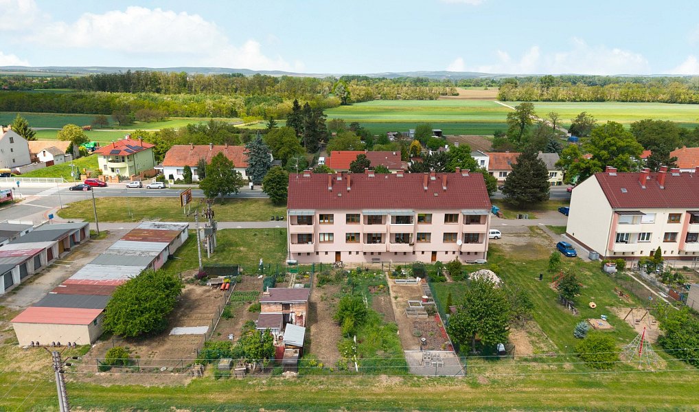 Prodej zahrady 106 m², Pohořelice – náhled fotky 9