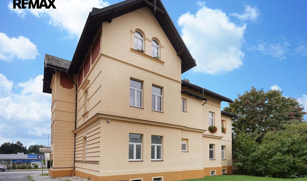 Prodej bytu 4+kk 100 m², Mariánské Lázně – náhled fotky 2