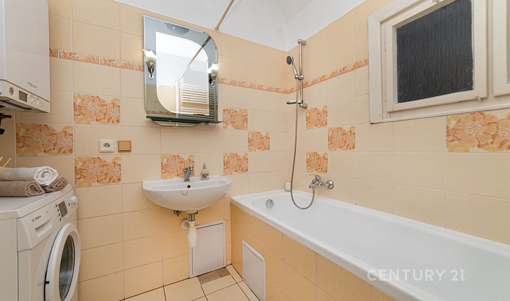 Prodej bytu 2+1 102 m², Opava – náhled fotky 10