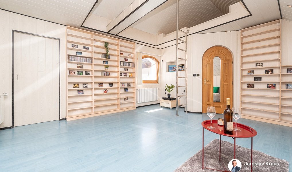 Prodej domu 250 m² s pozemkem 769 m², Nechanice – náhled fotky 19