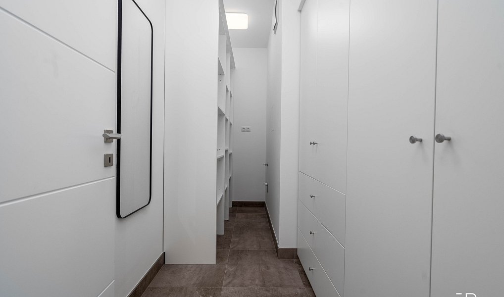 Pronájem bytu 3+kk 95 m², Praha – náhled fotky 17