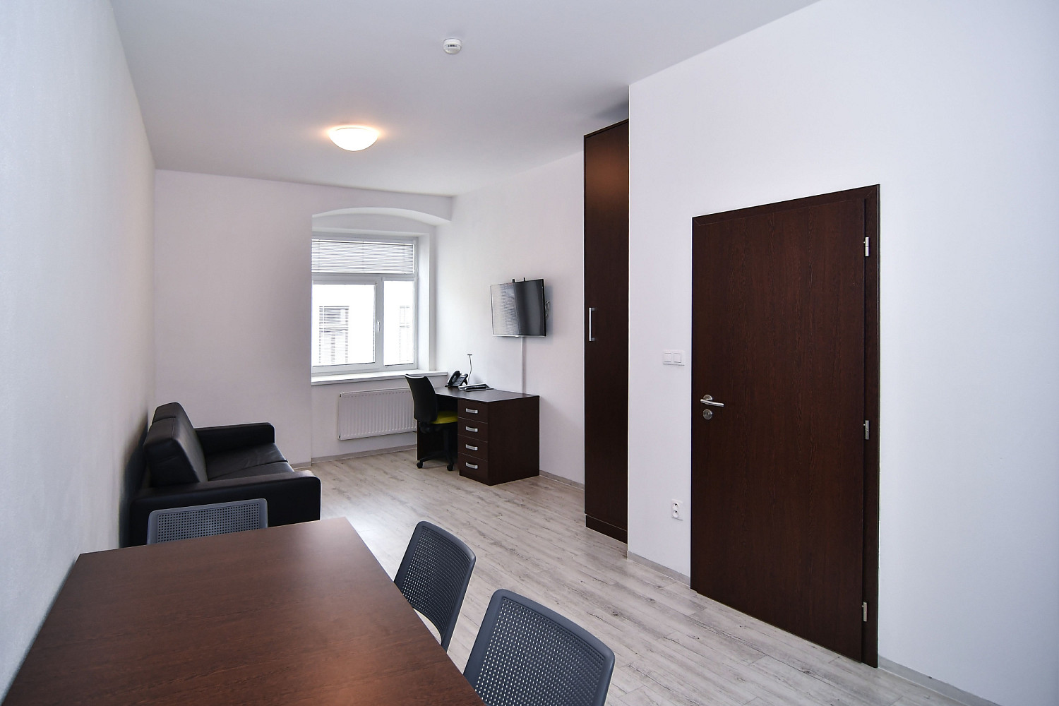 Pronájem bytu 2+kk 45 m² – fotografie 2