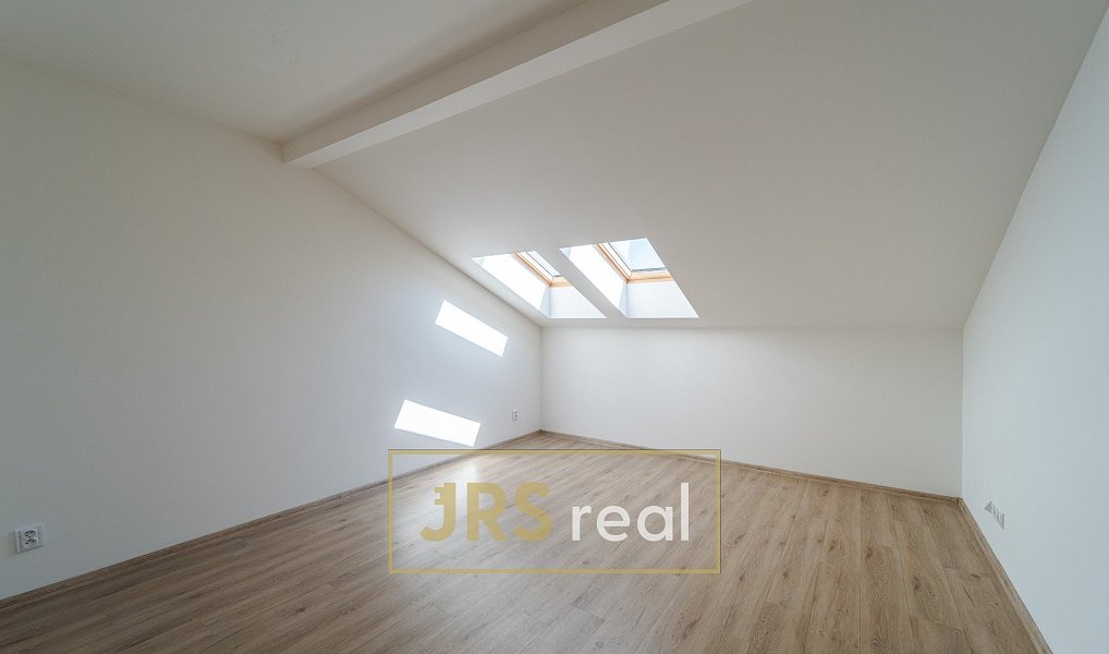Prodej bytu 5+1 136 m², Šlapanice – náhled fotky 13