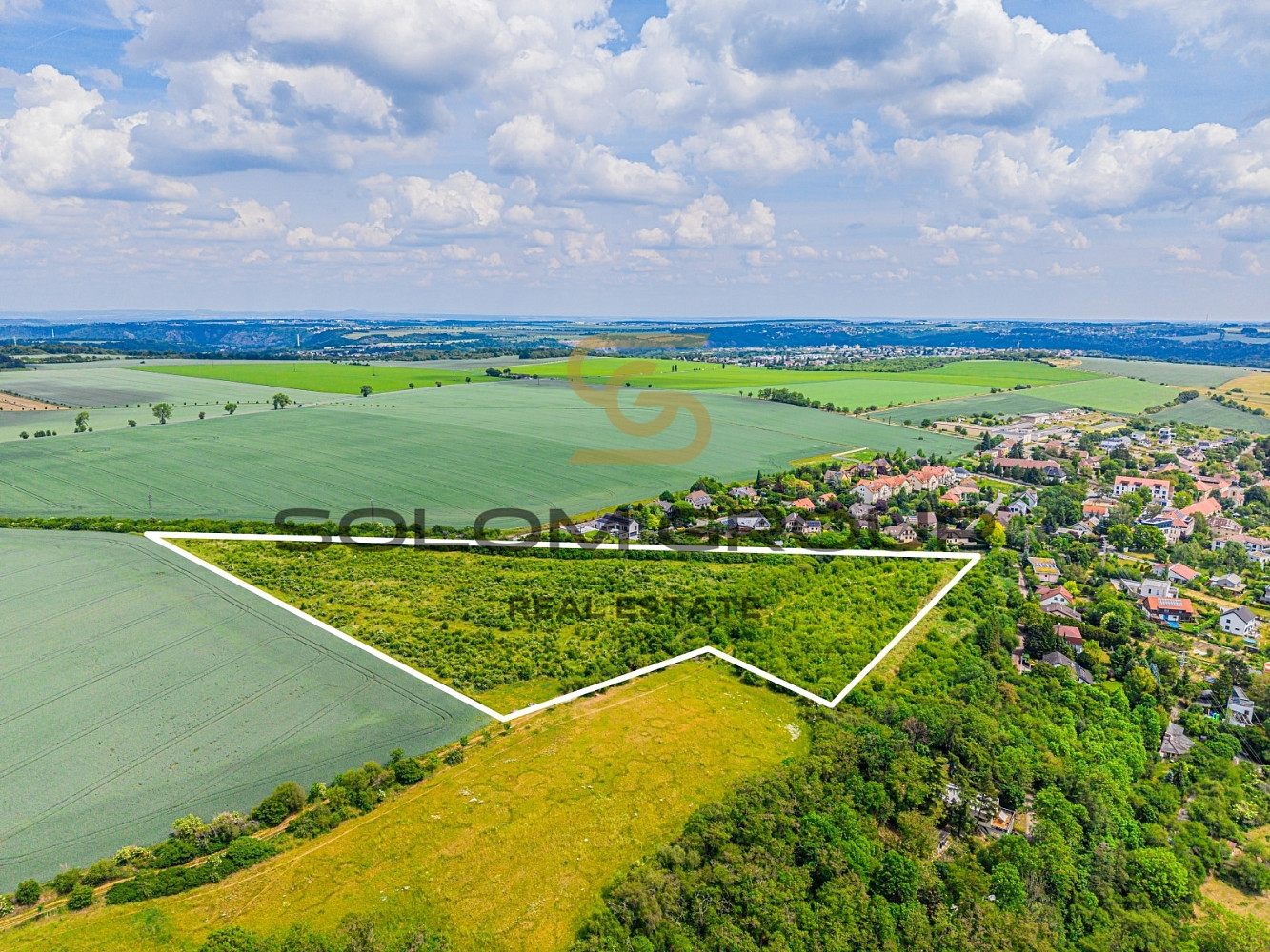 Prodej pole 14 828 m²
