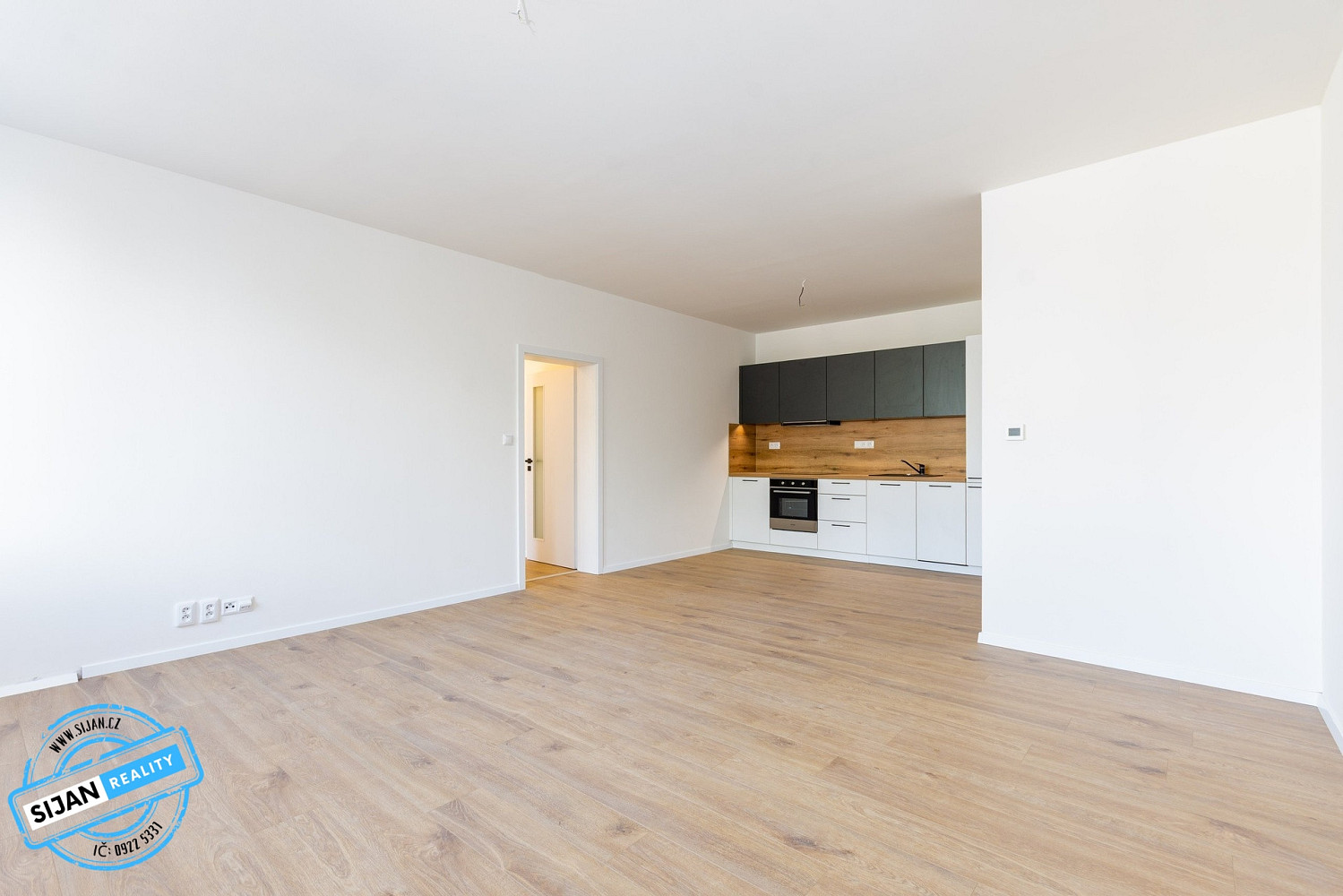 Prodej bytu 3+kk 72 m² – pohled 5
