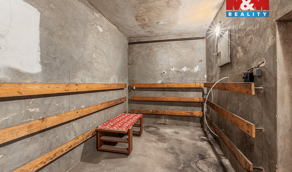 Prodej obchodních prostor 345 m², Kryry – náhled fotky 27