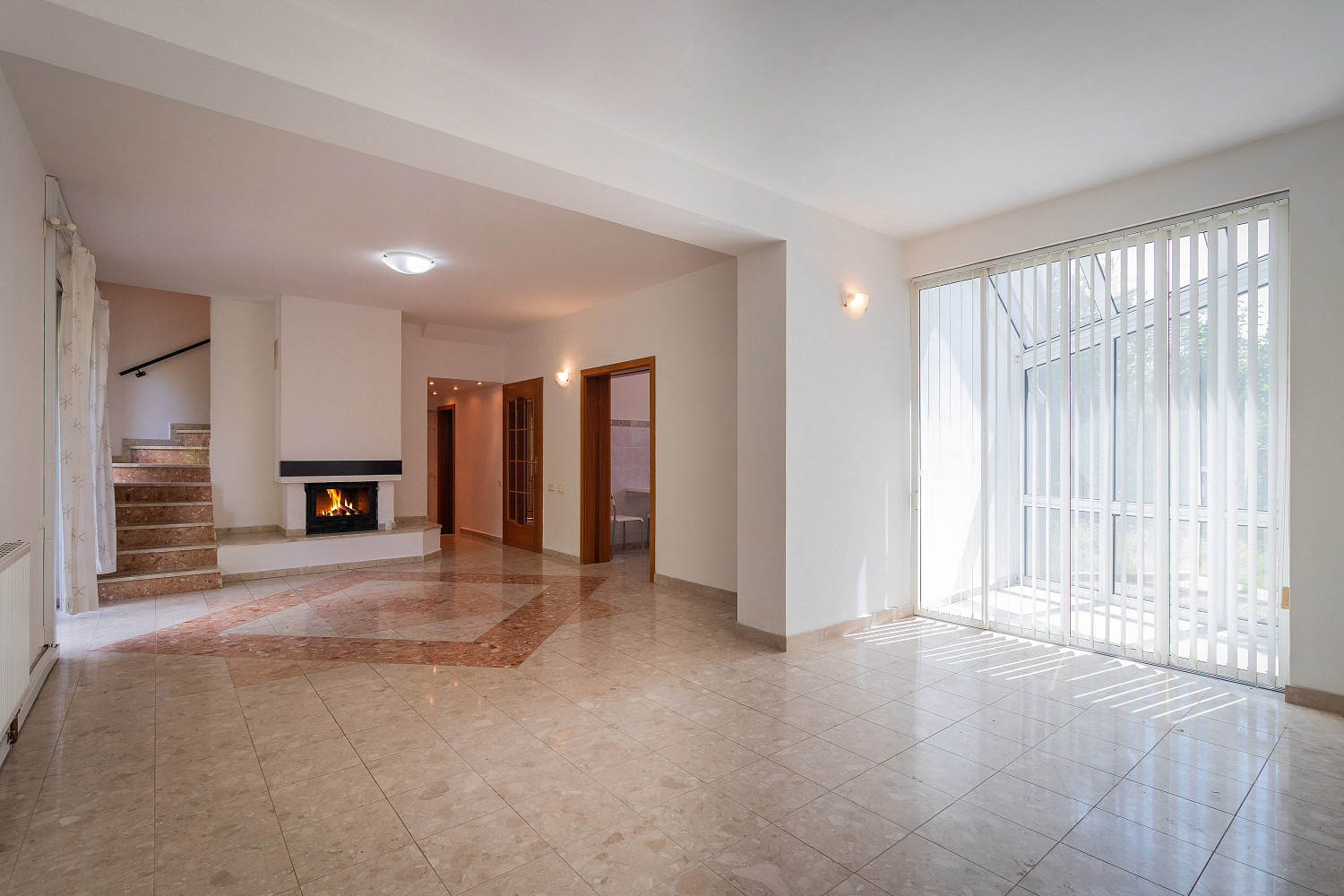 Prodej domu 185 m² s pozemkem 1 475 m² - Ansicht 4