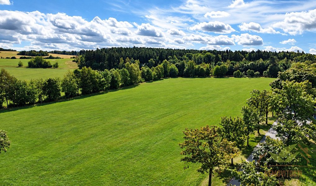 Prodej stavebního pozemku 1 076 m², Střížovice – náhled fotky 11