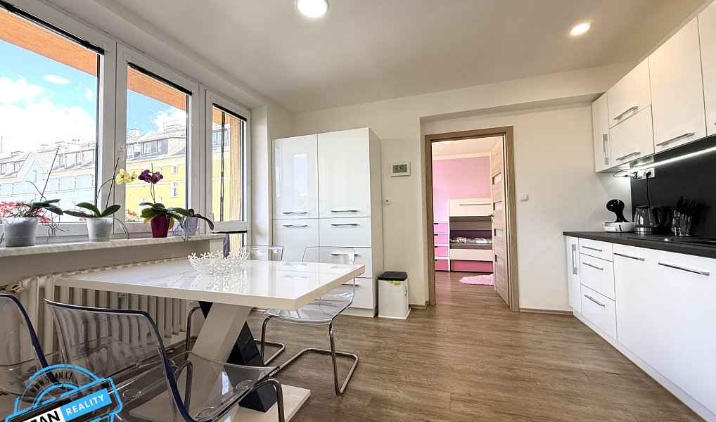 Prodej bytu 3+1 77 m², Krnov – náhled fotky 4