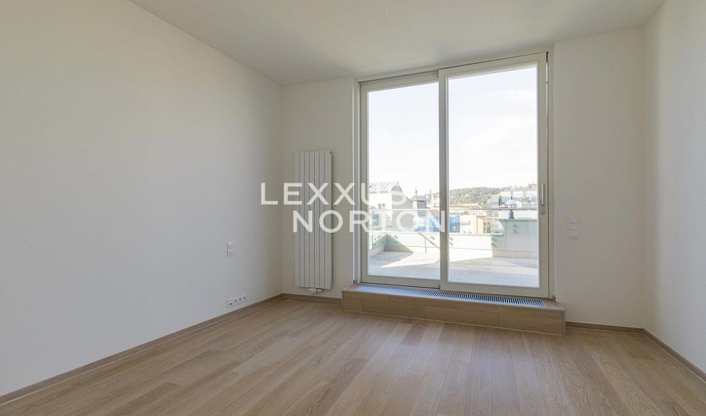 Pronájem bytu 3+1 117 m², Praha – náhled fotky 11