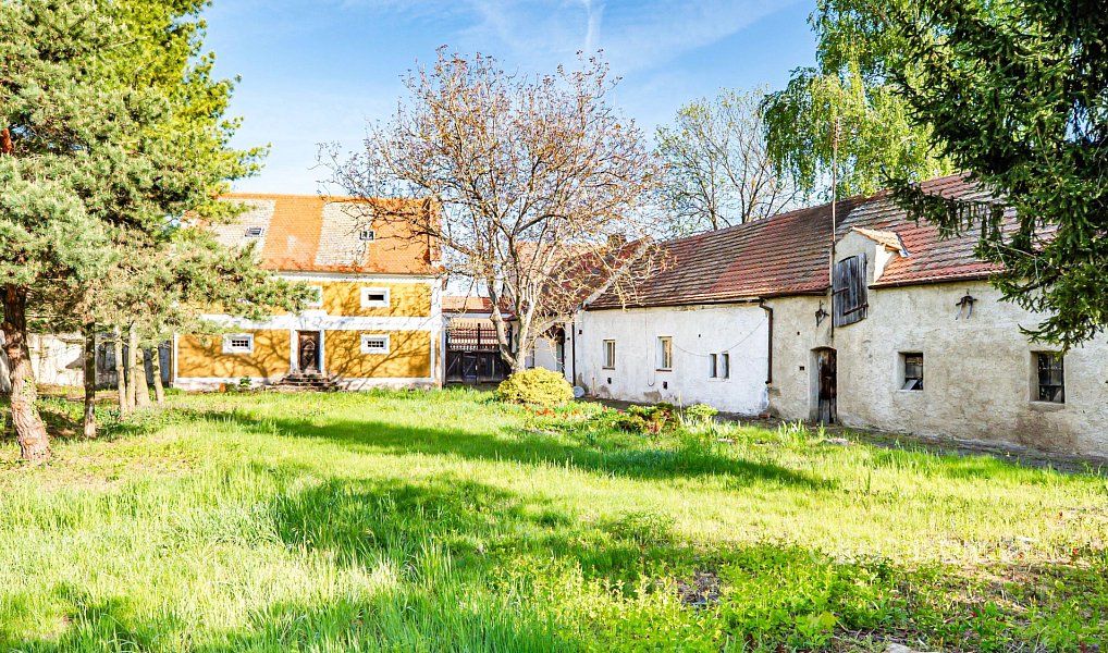 Prodej chaty/chalupy 260 m² s pozemkem 4 006 m², Budyně nad Ohří – náhled fotky 4