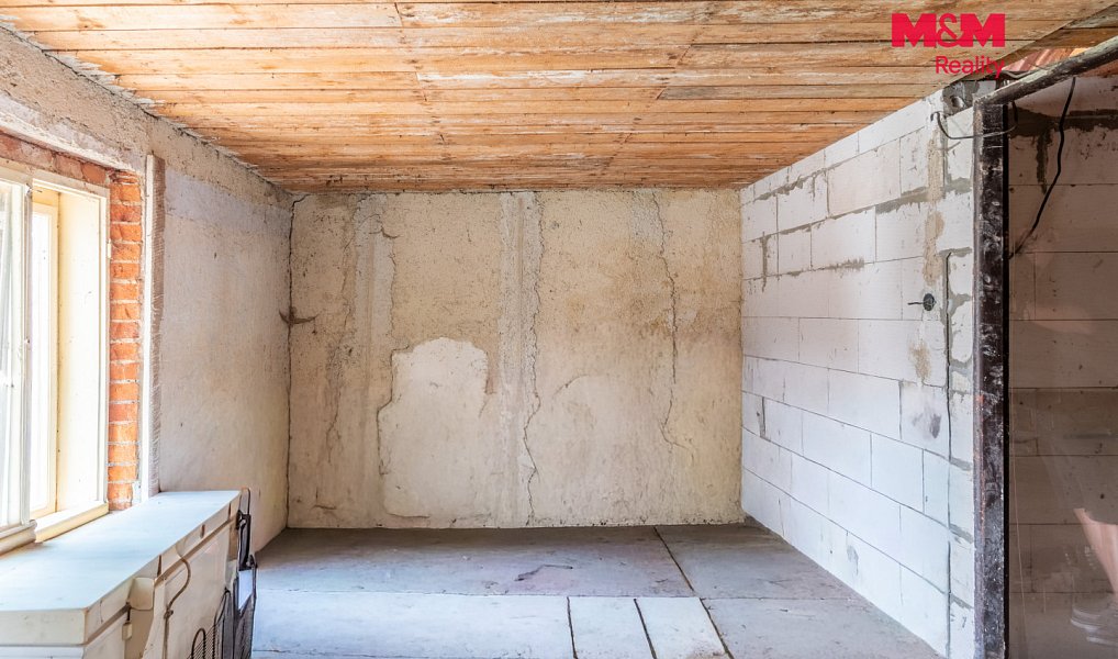Prodej stavebního pozemku 1 676 m², Strašice – náhled fotky 17