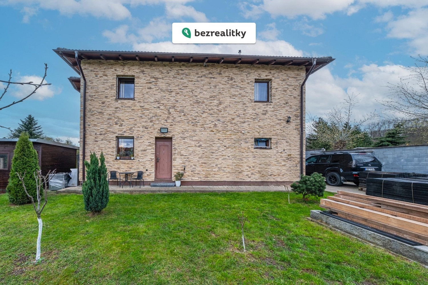 Prodej domu 172 m² s pozemkem 617 m² – pohled 3