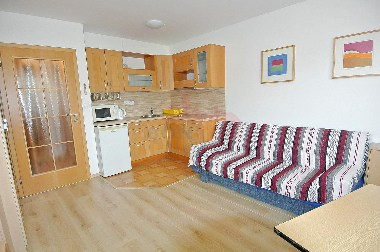 Pronájem bytu 1+kk 22 m² – fotografie 4