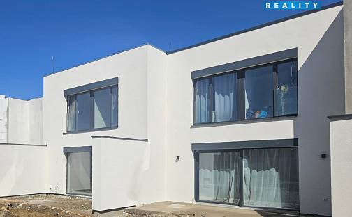 Prodej domu 121 m² s pozemkem 198 m², Sezemice, okres Pardubice