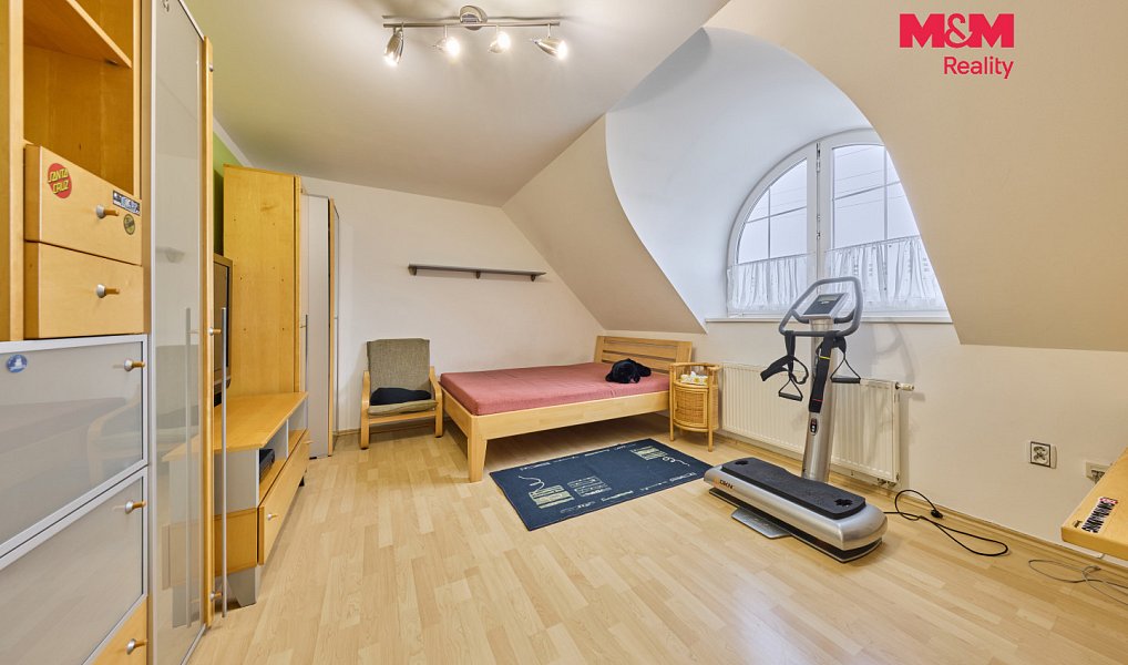 Pronájem domu 185 m² s pozemkem 1 755 m², Trutnov – náhled fotky 6