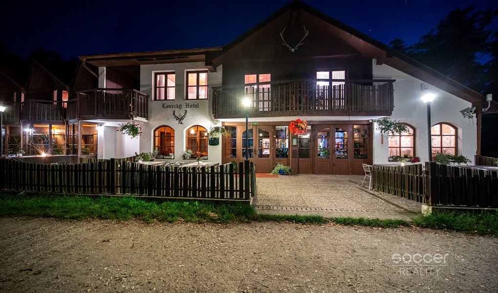 Prodej chaty/chalupy 1 150 m² s pozemkem 2 217 m², Loučeň – náhled fotky 26