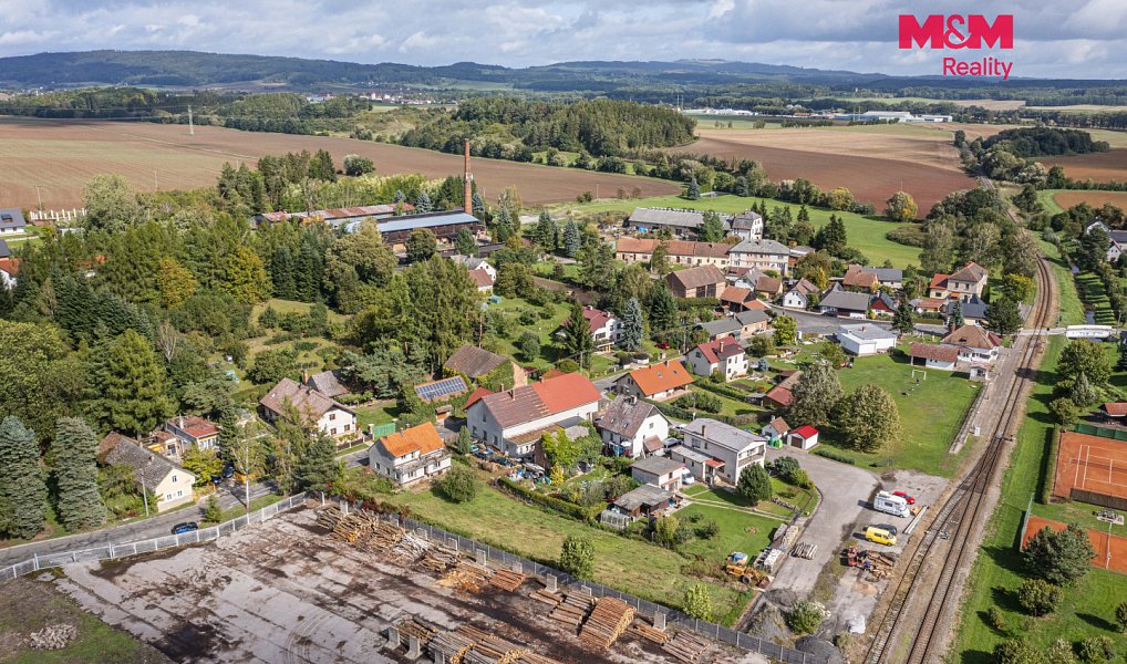 Prodej domu 160 m² s pozemkem 1 403 m², Šárovcova Lhota – náhled fotky 23