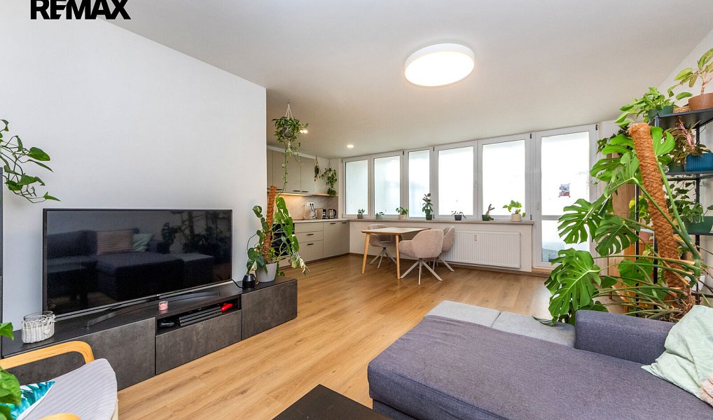 Pronájem bytu 3+kk 72 m², Praha – náhled fotky 9