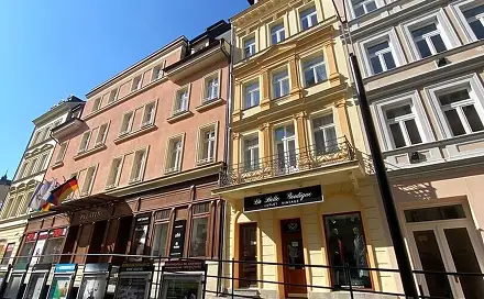 Prodej nájemního domu, činžáku 312 m², Lázeňská, Karlovy Vary