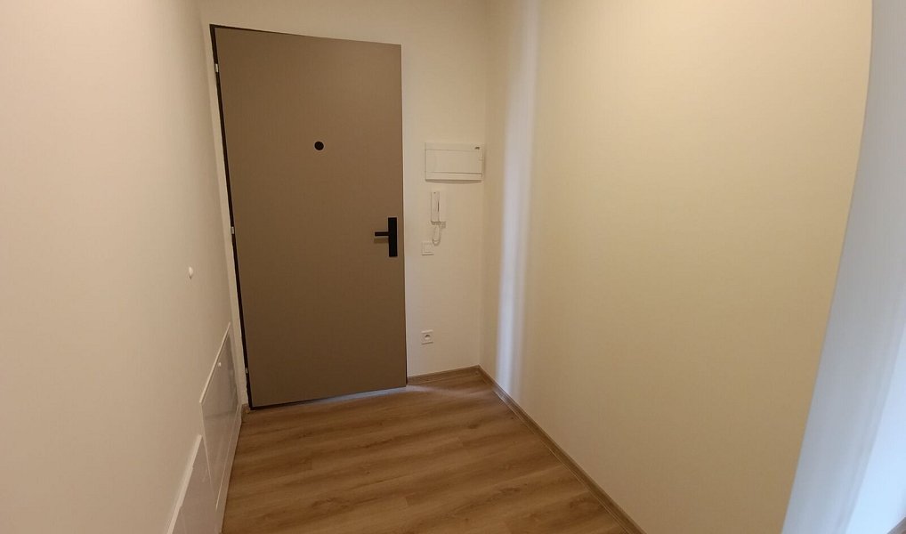 Pronájem bytu 3+kk 72 m², Bystřany – náhled fotky 24