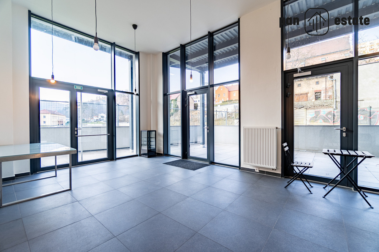 Prodej obchodních prostor 63 m²