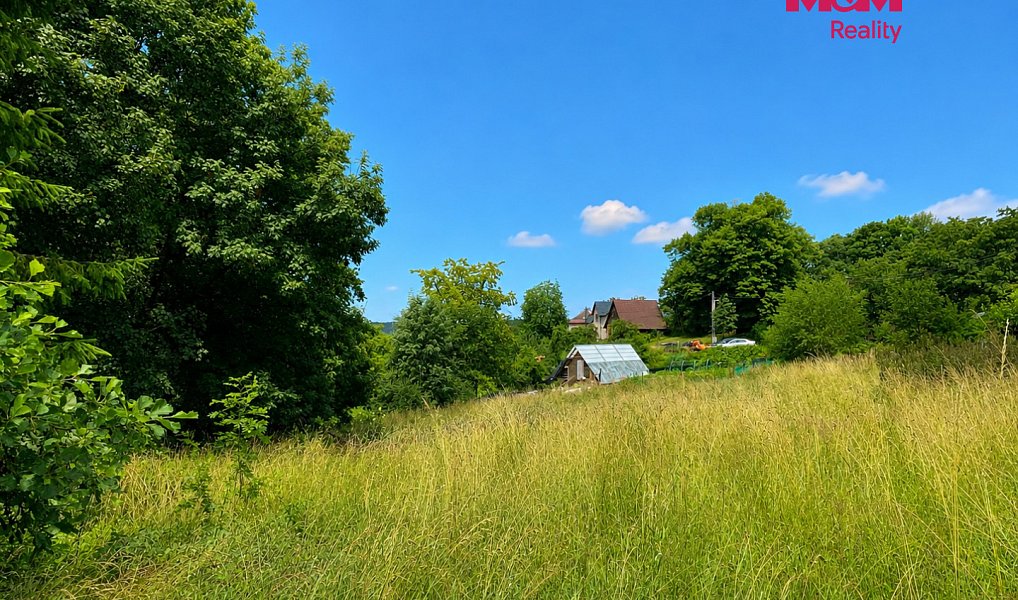 Prodej stavebního pozemku 1 956 m², Skuhrov – náhled fotky 2